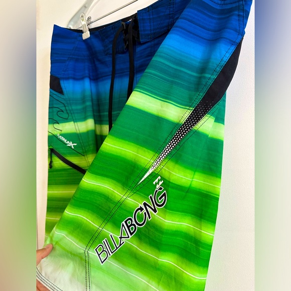 NWT BILLABONG Flux Stretch Boardshort Royal Green 22” ITEM NO. 19465M117TFLU - Picture 6 of 11